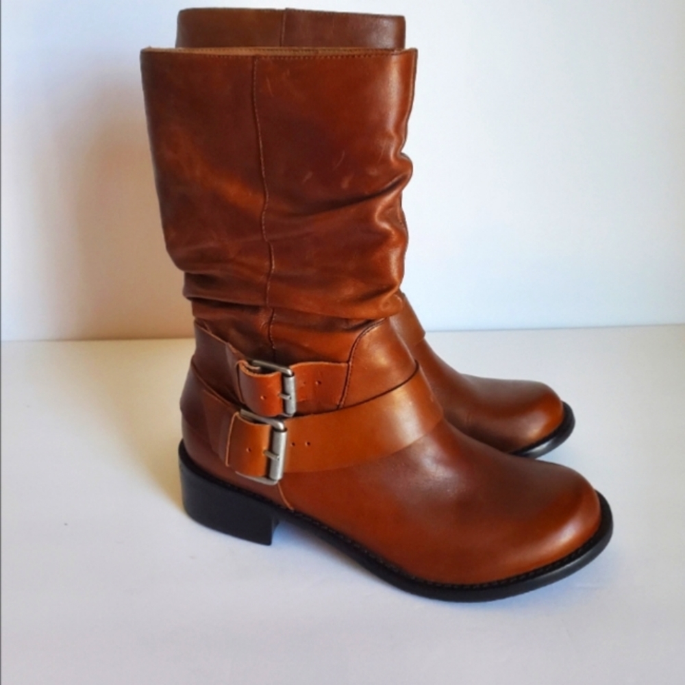Matisse Robbie Brown Side Buckle Boots, Size 6